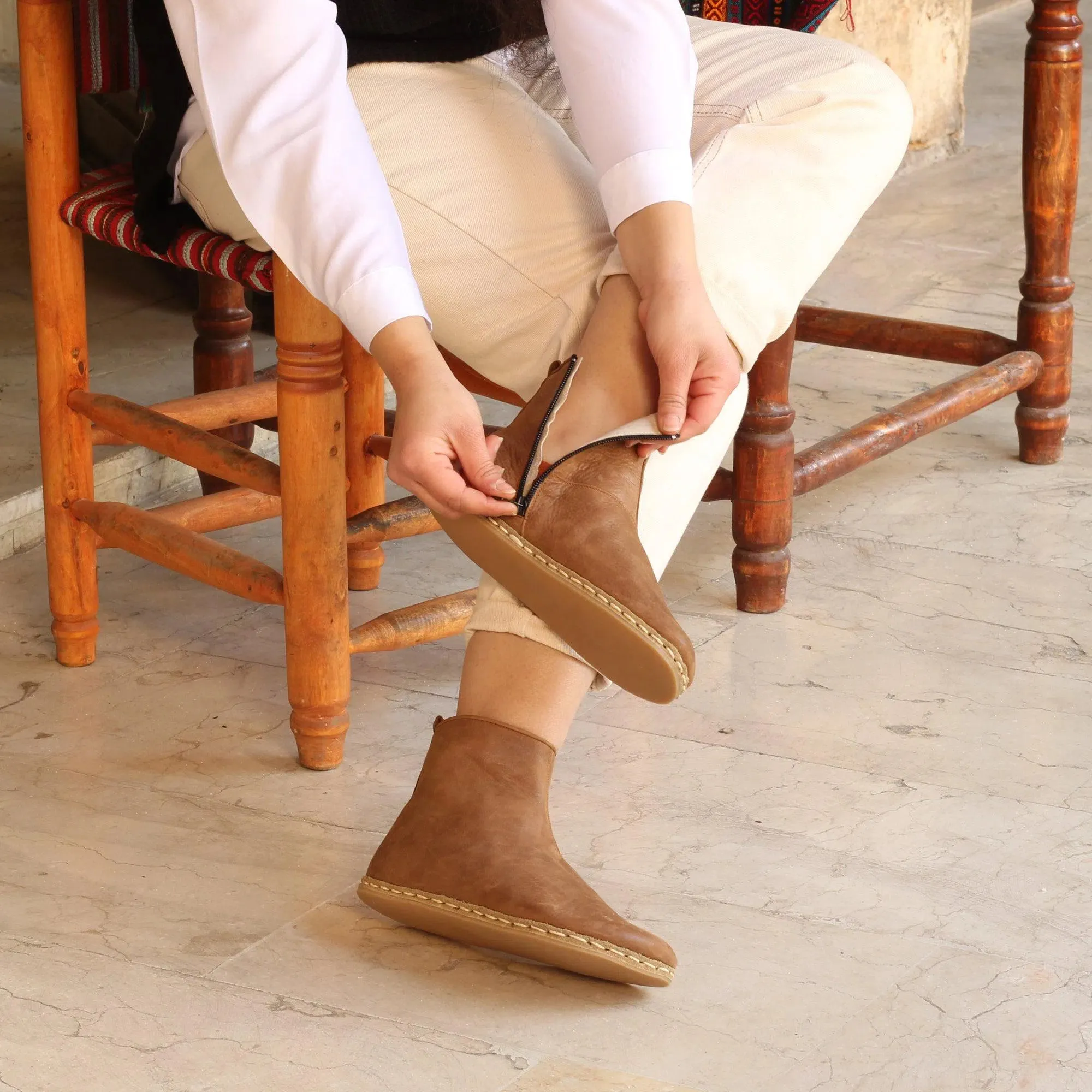 Ankle Barefoot Boots for Women Matte Brown