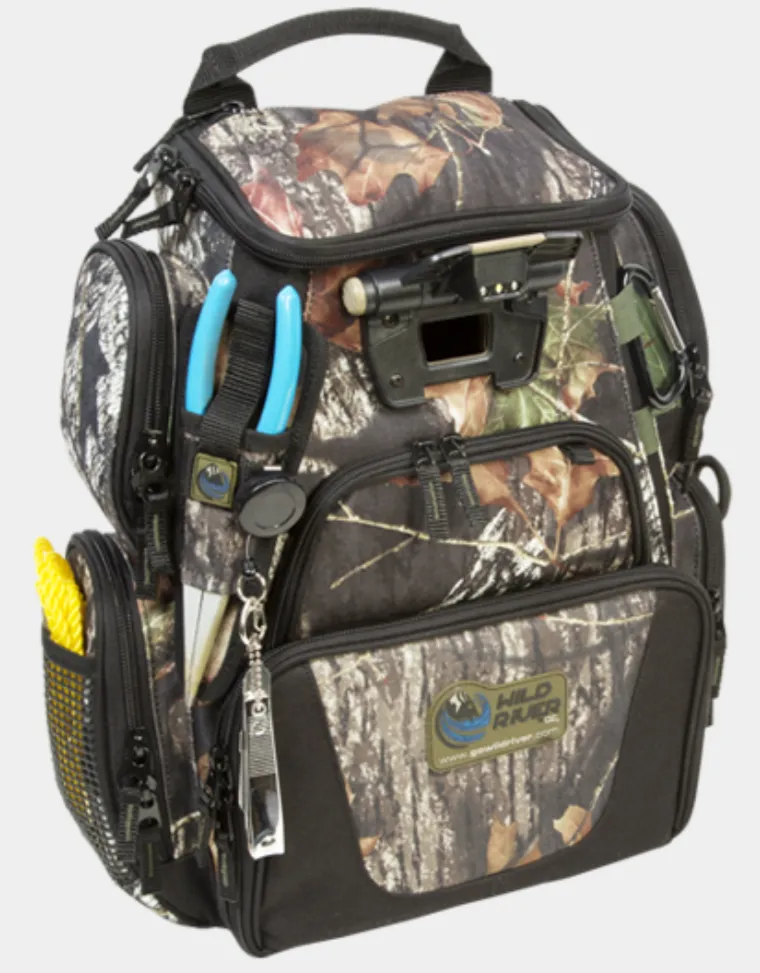 CLC Wild River WCT503 Tackle Tek™ Recon – Lighted Camo Backpack