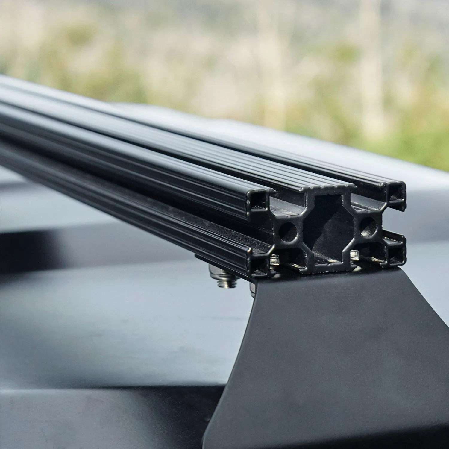 HARDSHELL RTT ROOF RAILS 1550